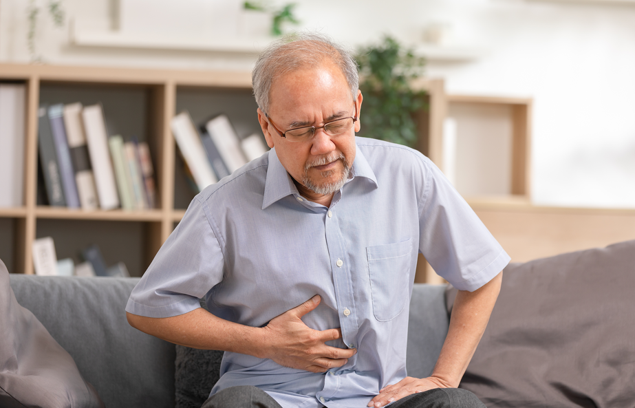 Vì Sao Người Lớn Tuổi Dễ Gặp Rối Loạn Tiêu Hóa Hơn?